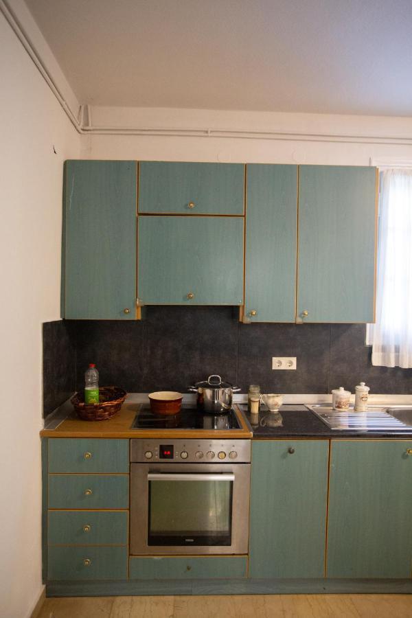 Traditional Villa Appartment With Garden, Also For Gatherings ,15 Minutes From Thessaloniki Airport Екстериор снимка